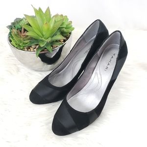 ♦️5/$20 Tahari Carmela Heels Black Suede Satin Pumps 6.5